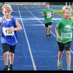 Sommerfest und Spendenlauf der Uni-Riesen