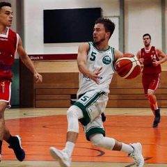 Basketball Weihnachtsparty mit Raketen