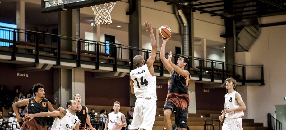 Advent Advent die Hölle brennt