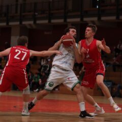 Uni-Riesen wieder in der Spur