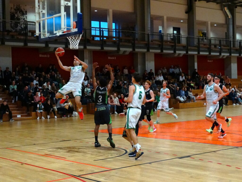 Auswärtshürde souverän genommen