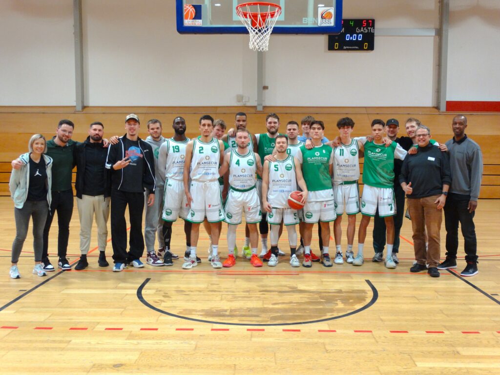 Uni-Riesen setzen auf ihre Heimstärke