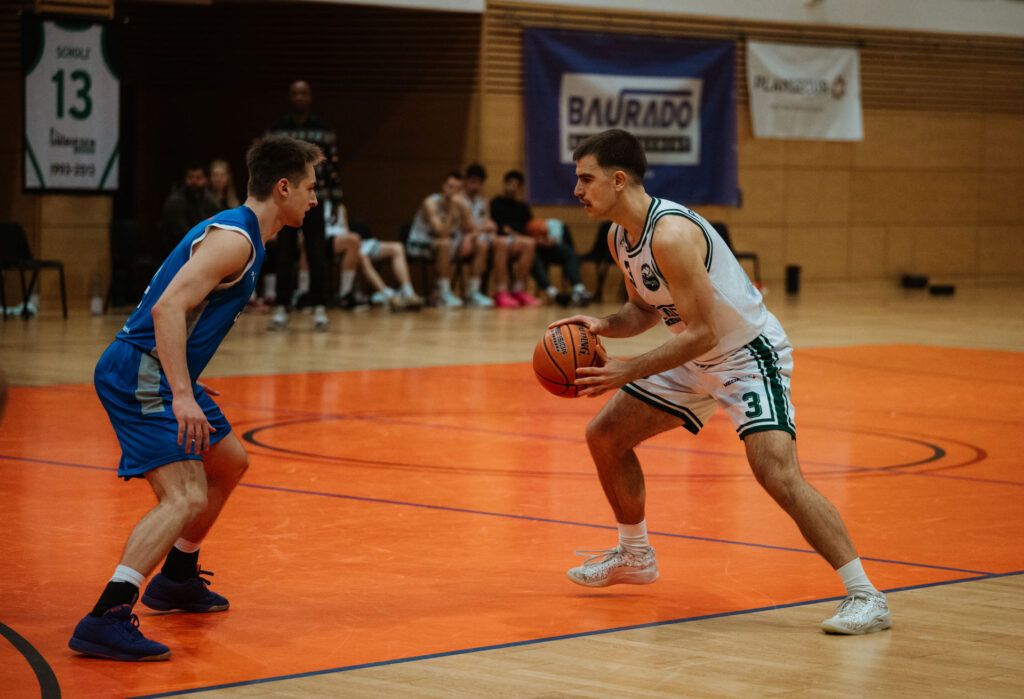 Bärenstarker Zwischenrunden-Abschluss: UniRiesen besiegen Nördlingen