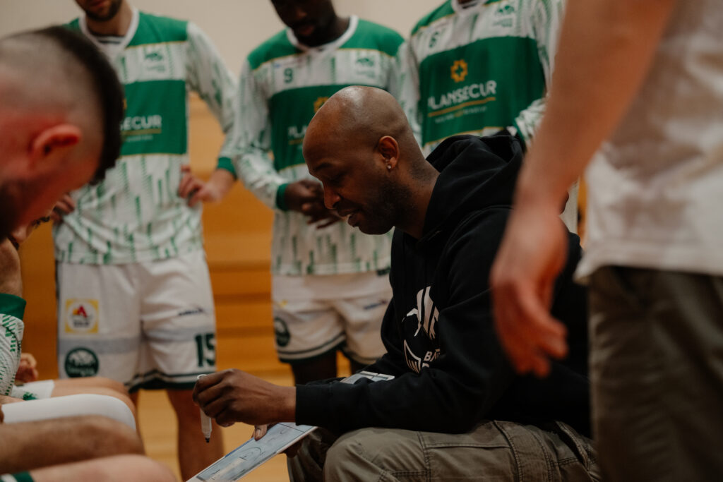 Gastspiel beim Aufsteiger: BAURADO UniRiesen zu Gast in Bayreuth
