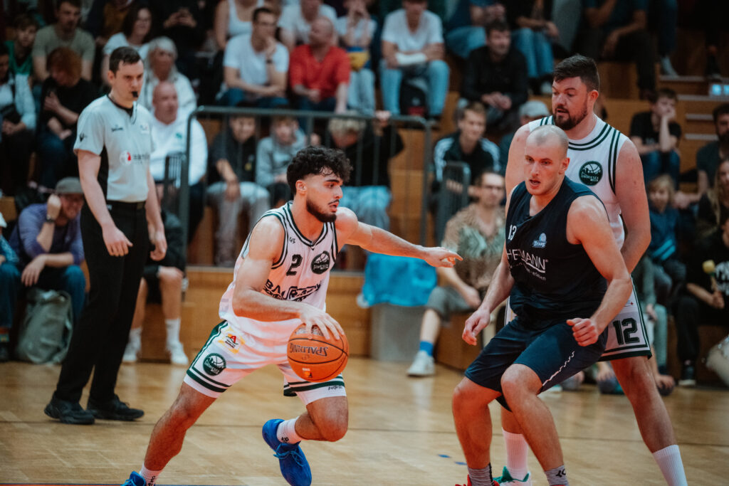 Starker Derby-Auftritt: BAURADO UniRiesen feiern 79:57-Sieg